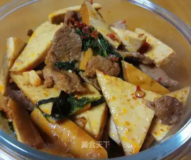 Bean petal fried meat