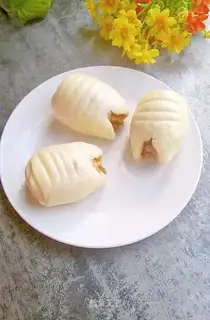 Pig hoof rolls