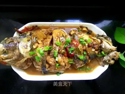 Red-burned mackerel