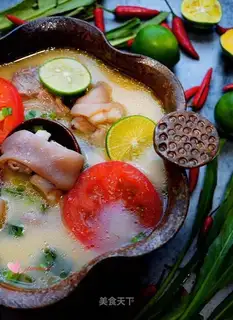 The most beautiful spicy foot soup