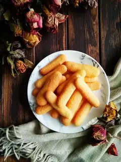 Egg yolk fingers
