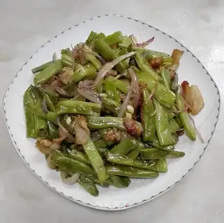 Bean-breaded meat