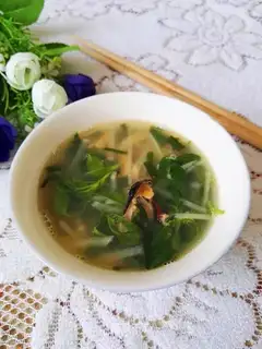 Cracker soup
