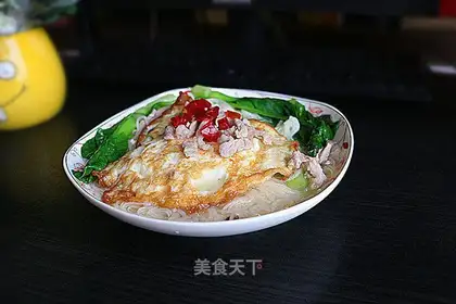 Spaghetti noodles