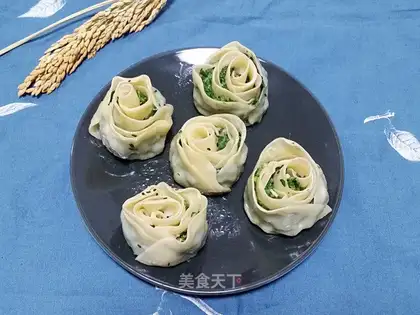 Rose fried dumplings