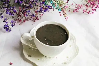 Black sesame nuts