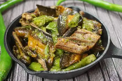 Cracked mackerel