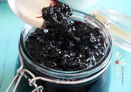 Blueberry jam