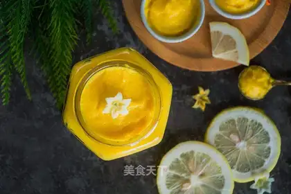 It's a nice orange salad sauce