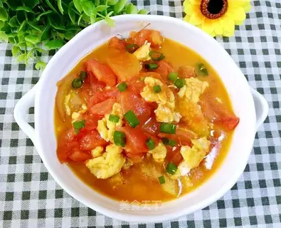 Tomato fried eggs
