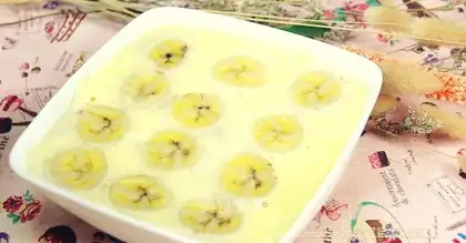 Banana rice pudding