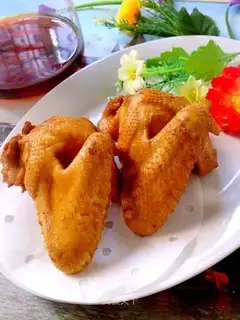 Salt chicken wings and tofu
