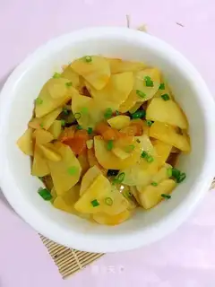 Tomato fried potatoes