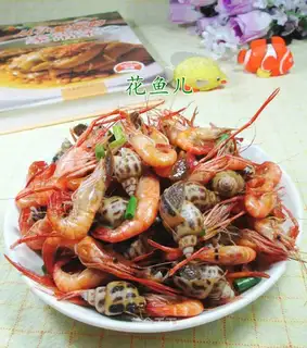 Shrimp snail