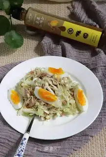 A tuna salad