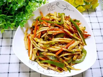 Fish apricot mushroom