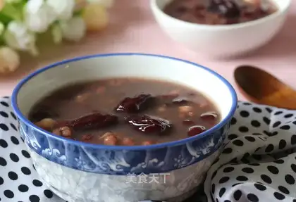 Red-tree rice cranberry soup