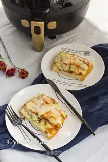Toast pizza
