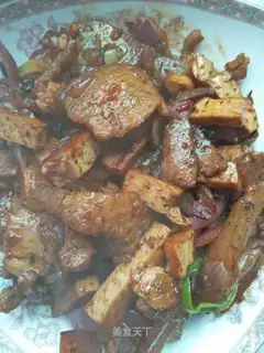 Soy-dried little fried meat