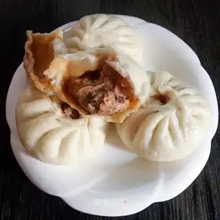 Frozen pork buns
