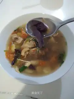 Psychic wild mushroom chicken soup