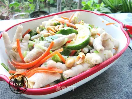 Spicy chicken claws