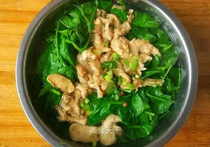 Peas sly meat soup