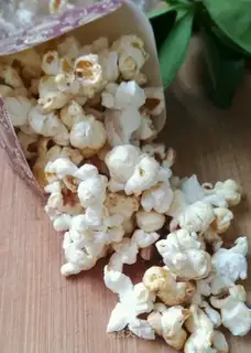 Butter caramel popcorn