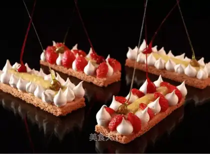 Lemon strawberry