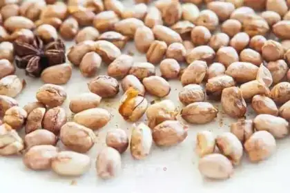 Pop peanuts