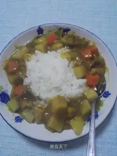 Curry chicken