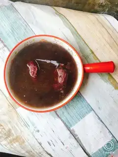 Dragon bone red bean soup