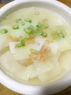 Seameat melon soup