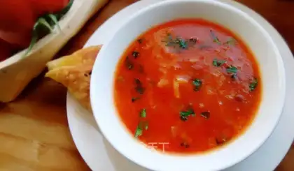 Tomato rice soup