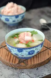 White radish steak soup