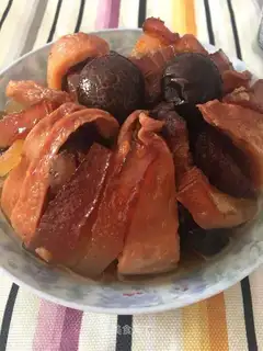 Potato button meat