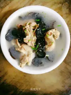 Burgundy soup