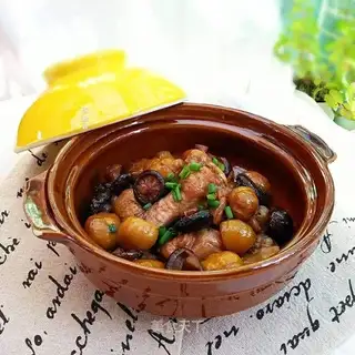 Chestnut mushroom wings