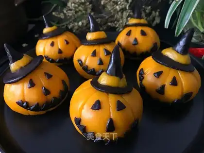 Holy pumpkin
