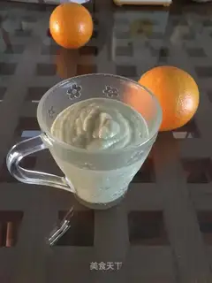 Banana apple butter cream shake