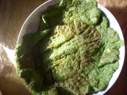 Pork egg spinach