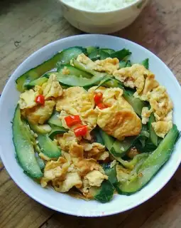 cucumber fried eggs