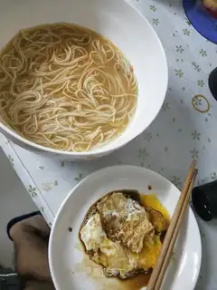 One-cooked noodle