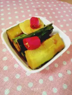 Spicy pickles