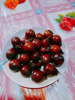 Pans, chestnuts