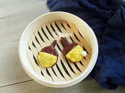 Ping-pong ball buns