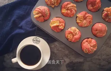Natural colored coconut bread
