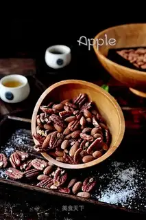 Sea salt baked bean nuts
