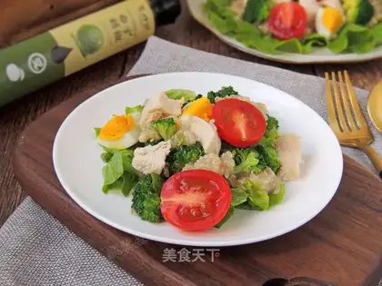 Quinoa chicken breast salad