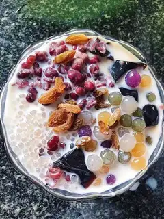 Five colours of soup